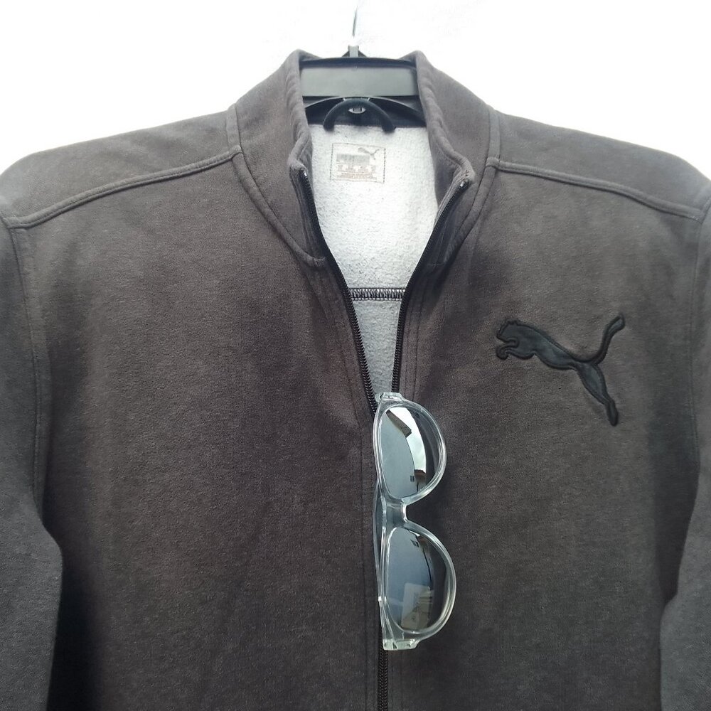 Bundle 2pairs gorgeous sunglasses&Puma gorgeous thick warm sweatshirt
